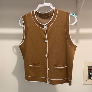 Brown Sleeveless Button-Up Vest